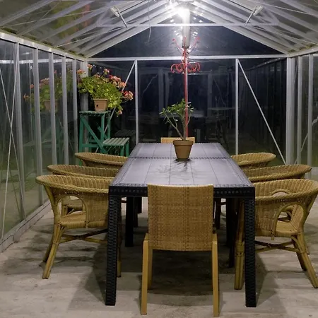 Apartmán Guesthost - Certosa Di Wonderful X12! *
