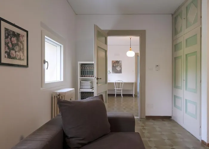 Guesthost - Certosa Di Wonderful X12! *