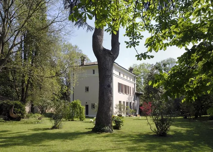 Guesthost - Certosa Di Wonderful X12! * Φεράρα