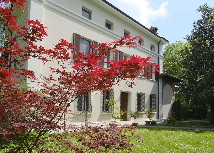 Guesthost - Certosa Di Wonderful X12!