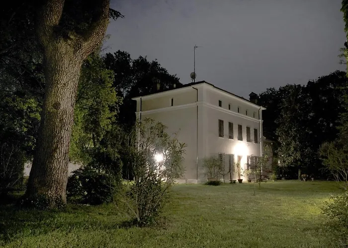 Guesthost - Certosa Di Wonderful X12!